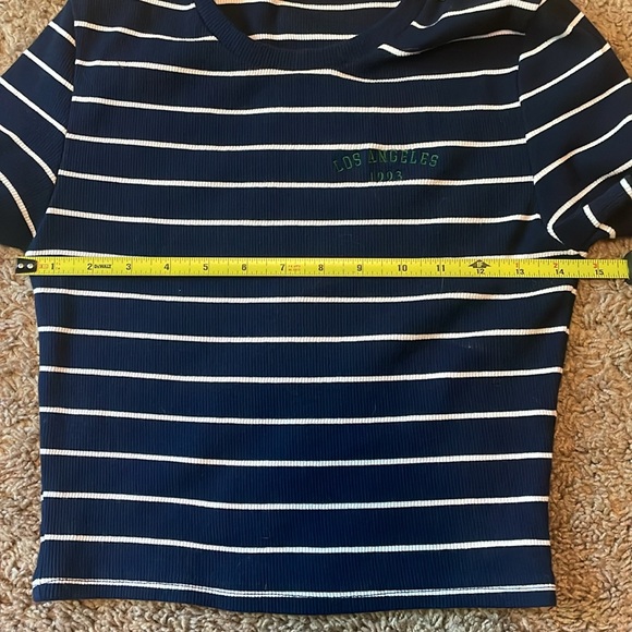 Zara Ribbed Knit Cropped Top - Picture 4 of 5